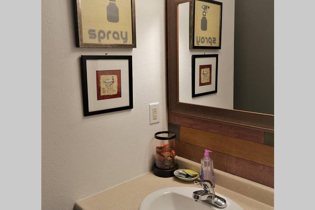 Arhaus 3 Lägenhet Grand Forks Exteriör bild